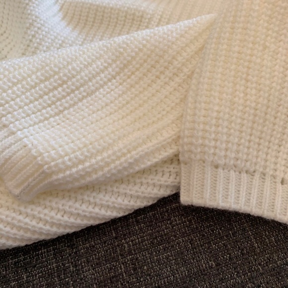 RELISTED SIZE LARGE AVAILABLE Laced Cold Shoulder Turtleneck - Picture 7 of 7